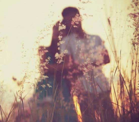 分手后还和前任发生关系的人,他们是怎么想的?_伊度情感