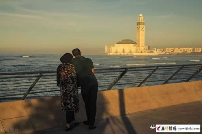 约会小心机！情人节“撩心指南”，轻松唤起爱侣对你的征服欲_伊度情感