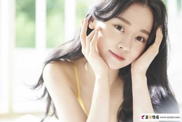 夫妻生活，发现老公给别的女人转账怎么办？_伊度情感