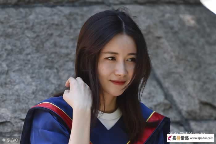 特别能装的女人,有哪方面的表现?_伊度情感