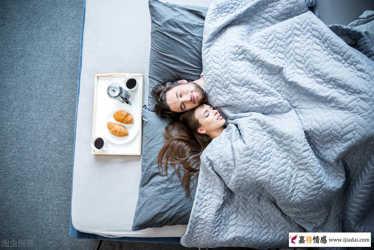 暧昧期别再说晚安了，睡前都这样撩，你喜欢的人更心动_伊度情感