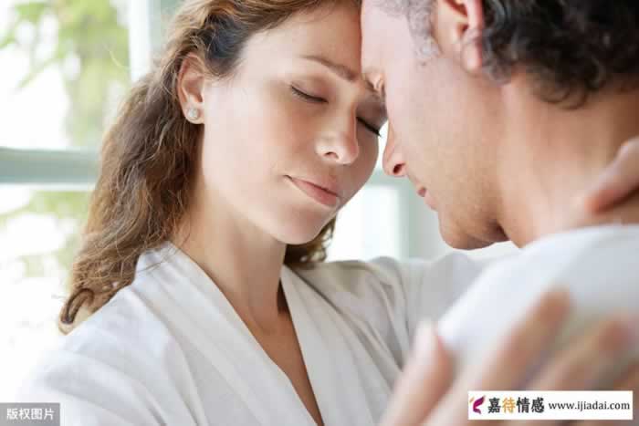 中年女人称呼男人为哥哥真实的意思是什么？听听女人们怎么说的_伊度情感