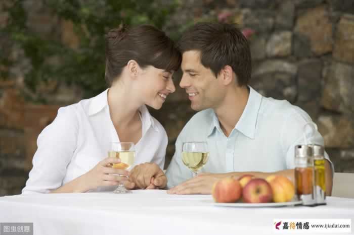 女人微信说“下次再聊”，高情商男人的3种回复，让女人更心动_伊度情感