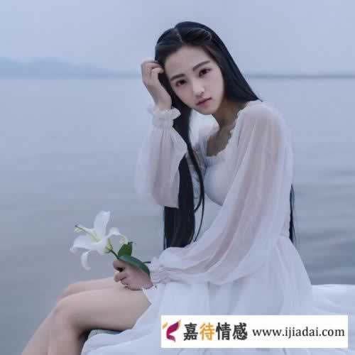 女性必知,在男人心中最喜欢你这样撩他，你真的懂吗？_伊度情感