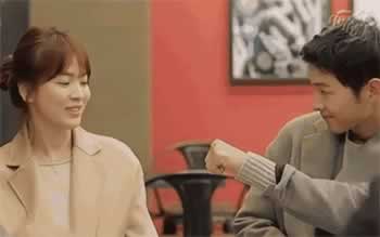 和女生聊着聊着没有话题了怎么办？3个实用技巧延长可聊天时长_伊度情感