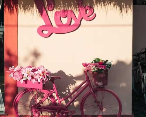 为什么原配打小三，男人永远护着小三？原配怎样正确分离第三者？