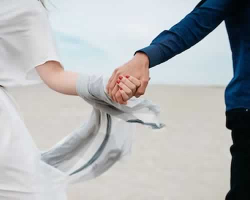 从搭讪到相守：