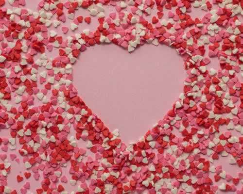 面对男人的二心，聪明女人不屑一顾的，往往是卑微讨好