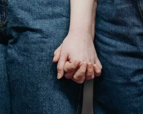 什么样的婚姻中老公最容易出轨？男人没有存在感的丧偶式婚姻